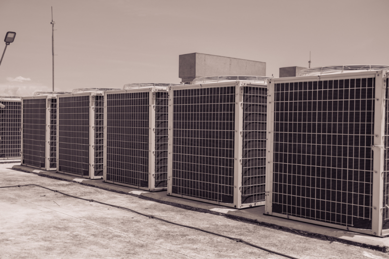 Chiller a Ar: Entenda as Vantagens e Aplicações deste Sistema de Refrigeração